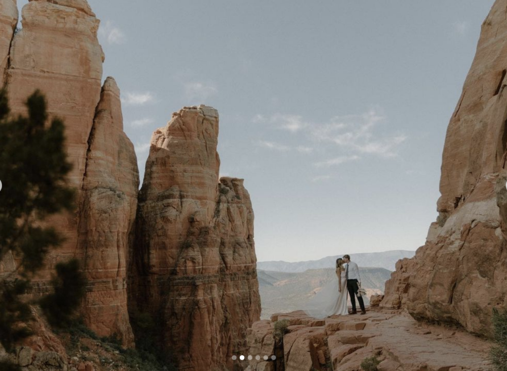 Cathedral Rock Elopement Wedding in Sedona, Arizona